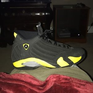 Jordan 14 “thunder”